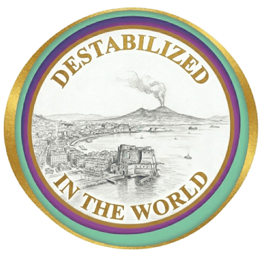 Logo circolare Attualità Reportage con veduta del Golfo di Napoli, Castel dell'Ovo e il Vesuvio, bordi dorati e scritte "Destabilized in the world".