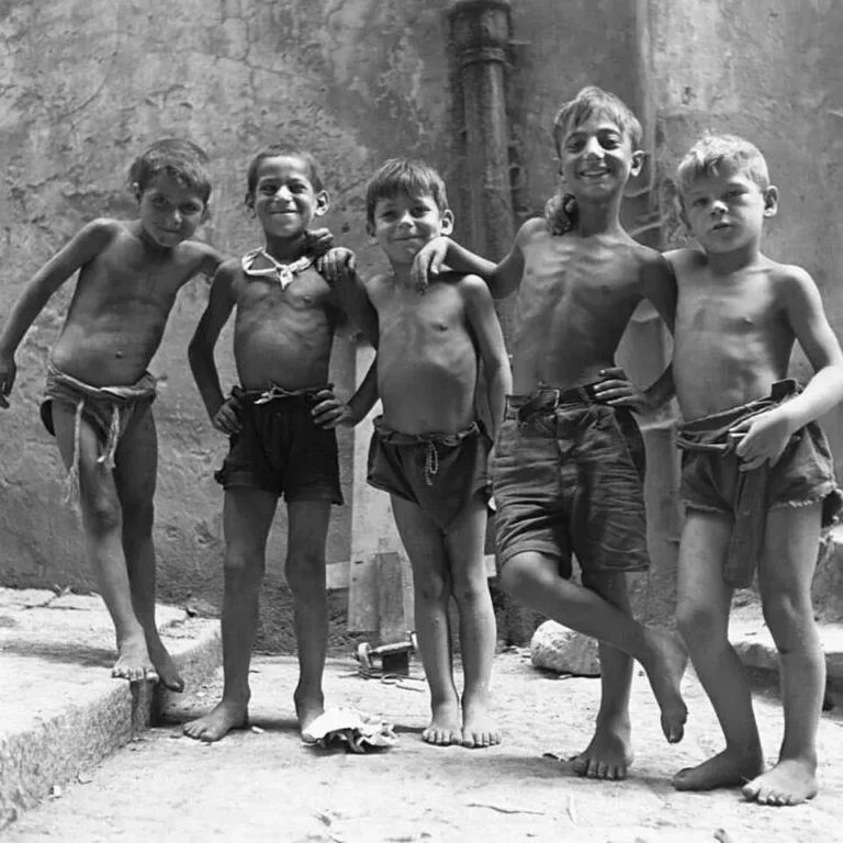 Scopri di più sull'articolo Napoli 365 – Giorno 3: I bambini di Napoli